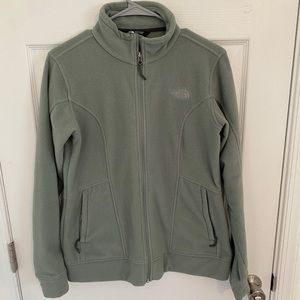 The North Face Women’s Fleece Zip Up Jacket